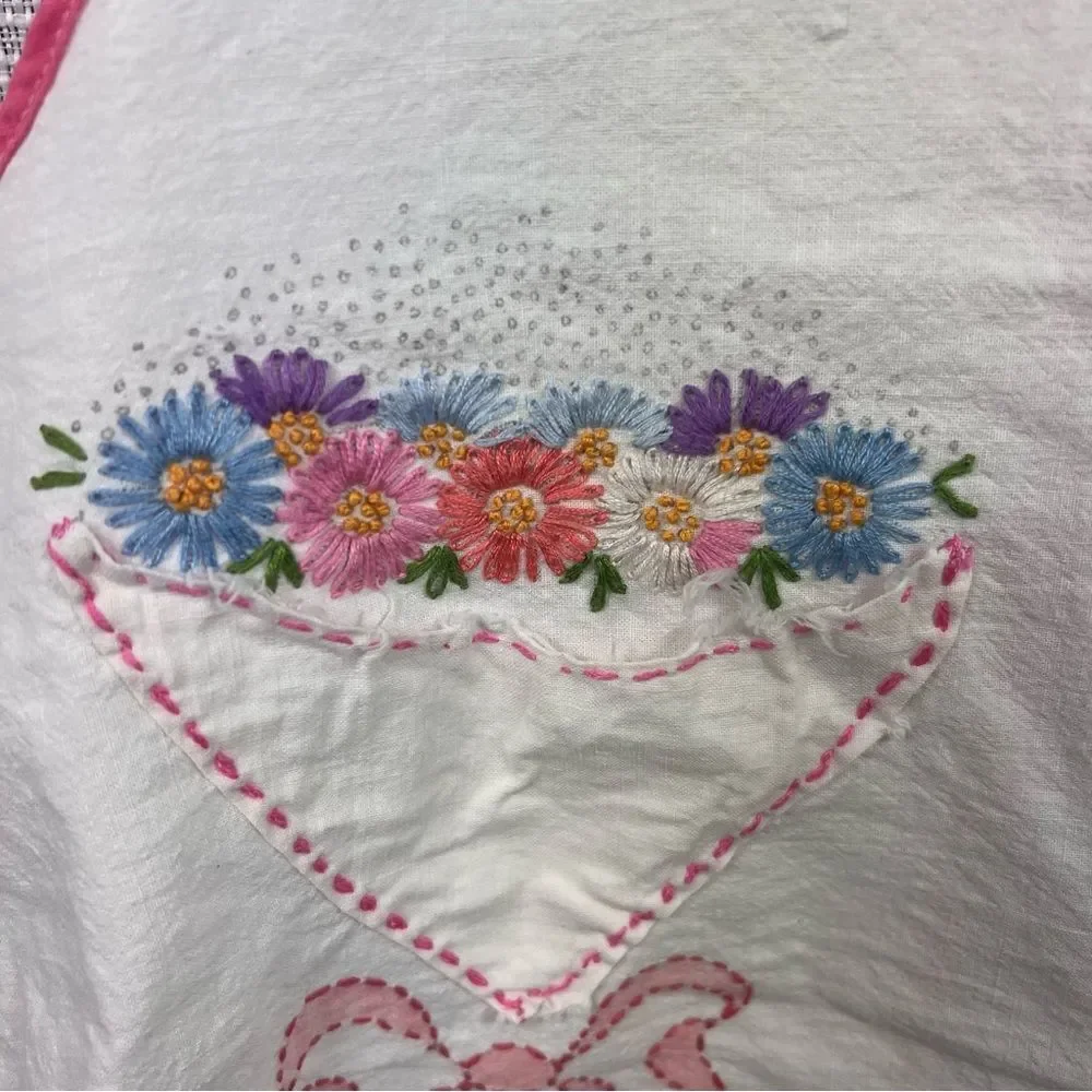 Vintage Embroidered Pinafore Apron Floral Bow White Pink Pockets OS